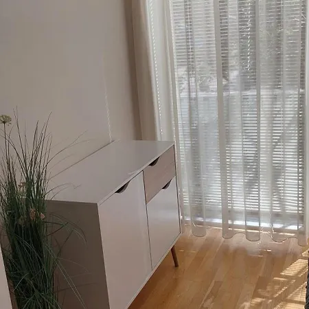 Apartament Karusselli 101 *
